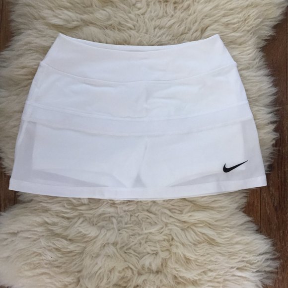 Nike Performance Tennis Skirt / Skort with Built in Shorts - Picture 2 of 12